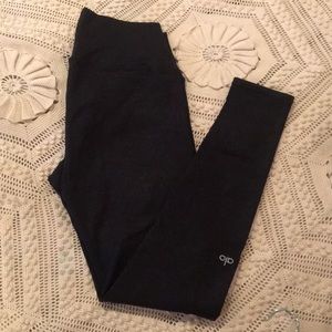 Black ALO yoga Leggings